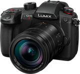 Lumix S5M2 med LUMIX S 20-60mm F3.5-5.6 Kit